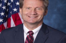 TIM BURCHETT, IMPORTANTE UOMO POLITICO U.S.A. E SOSTENITORE DEGLI UAP